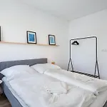 Mit Dachterrasse شقة *